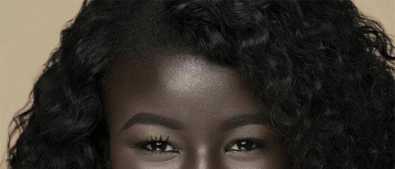 Черная Лолита: Девушка с необычно темной кожей становится звездой Инстаграма