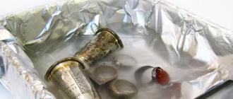Можно ли чистить серебро содой и фольгой и как правильно это делать: пошаговая инструкция с рецептами растворов Как почистить серебро с фольгой
